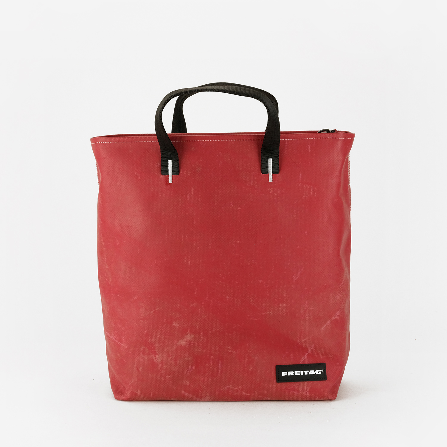FREITAG :: BOB F203 :: Robust, water-repellent and four-seasons-proofed.